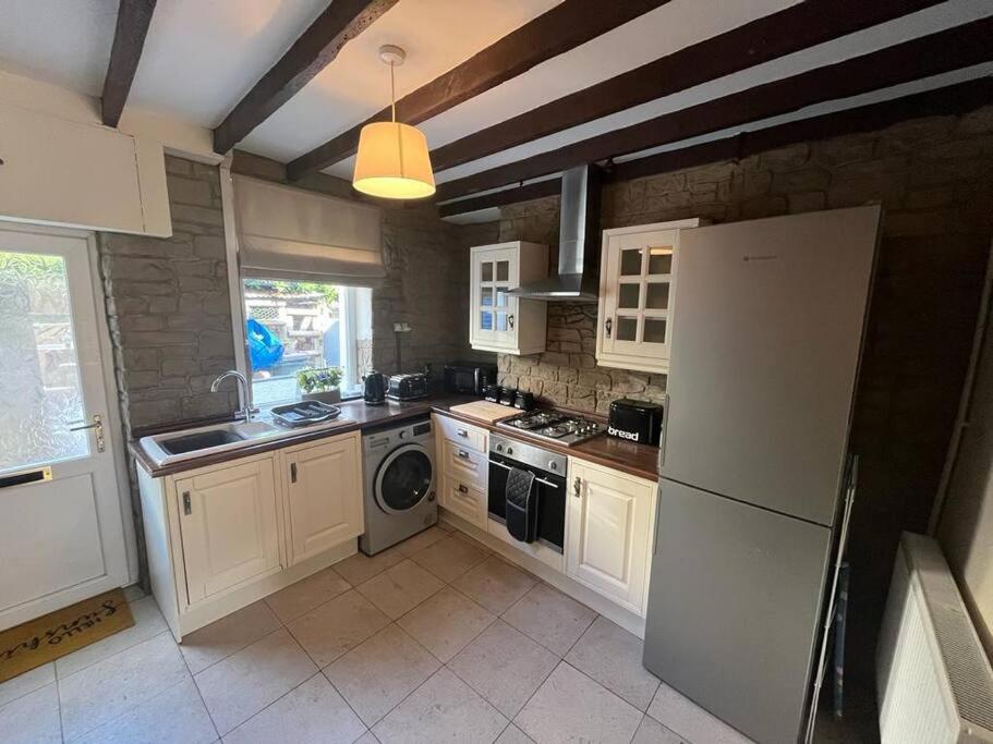 Cosy Cottage With Beautiful Mountain Views Blaenavon Esterno foto